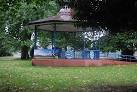 tennis courts and open - via Daymix
