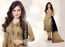 Hasil gambar untuk actress bollywood beautiful