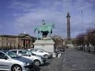 Victoria D.G. Regina F.D.. Equestrian statue outside St George's Hall. - via Daymix