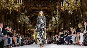 巴黎时装周|8大巴黎春夏2022时装周看点| 马版｜MALAYSIA - 《品PIN Prestige》