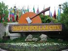 http://www.themeparkreview.com/sdc2005/sdc69.jpg