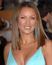 http://madamenoire.com/wp-content/uploads/2011/11/2009-long-hairstyle-from-vanessa-williams-14.jpg