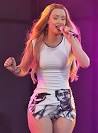 IGGY AZALEA Breaks Out New Scarface Outfit On Jimmy Kimmel | Style