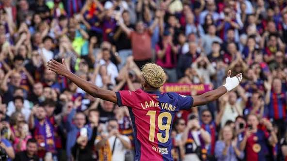Barcelona's new 10 - Lamine Yamal turns 18 and takes centre ...