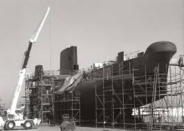 هل تملك مصر Oberon_class_submarine ؟ Images?q=tbn:ANd9GcTpXUzn4LxFZIg70wxOeILa9abjTx5BRra5lNiKeZDSaalQsKRh9Q