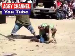 Seru !!!!! Atraksi Gagal dimakan buaya - YouTube