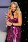 CMT : Photos : 2011 CMA Awards - Winners : Female Vocalist of the Year