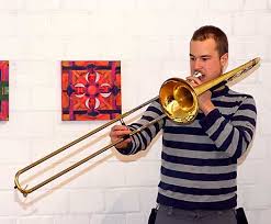 Three Fall: Til Schneider - Trombone. Homepage Übersicht KunstRaum nach unten nächste Seite nach oben