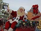 Santa Claus for Christmas - via Daymix