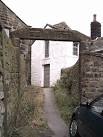 A 16th century gateway in Heptonstall. - via Daymix