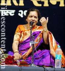 Vocalist Asha Khadilkar performs on the second day of the Vasantrao Deshpande Smruti Sangeet Samaroha in - Asha-Khadilkar