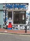 The small size of the shop - via Daymix