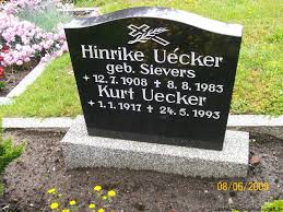 Grab von Kurt Uecker (01.01.1917-24.05.1993), Friedhof Etzel