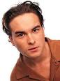 http://www.nndb.com/people/087/000108760/johnny-galecki.jpg