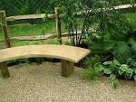 Choosing <b>Garden Benches</b> for Your Home