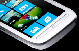 Lumia 710, started the second Nokia phone with Windows