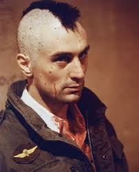http://t1.gstatic.com/images?q=tbn:BMehDq97tRe-pM:dobrochan.ru/src/jpg/0912/robert-deniro-taxi-driver-photograph-c101033101246.jpg