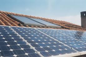 solare Calcola l’Energia Solare che potresti generare sul tuo Tetto. Video