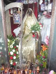 LA SANTA MUERTE: LO MAS CERCA DEL SATANISMO EN LA FÉ MEXICANA - Página 2 Santa-muerte1