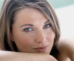 http://t1.gstatic.com/images?q=tbn:F1AZS_0uhrJ0hM:www.pixena.com/images/actors/Lucy_Lawless_04.jpg