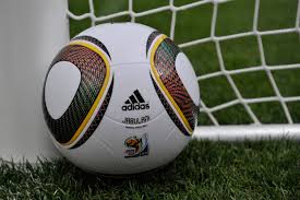 مفاجات كاس العلم في جنوب افريقيا Adidas-fifa-jabulani-ball-1