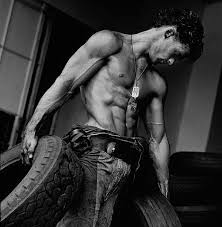 Herb Ritts, Fred with Tires II