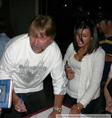 Phil Harris Signing