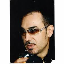 notis sfakianakis