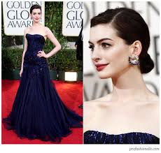Anne Hathaway up skirt