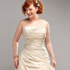 Christina Hendricks style