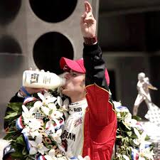 Dan Wheldon Wins Indy 500