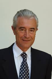 [Image: de-robien.jpg]