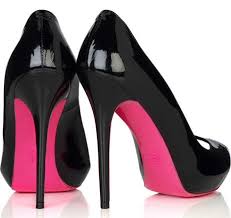 McQueen pumps