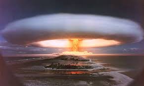 http://t1.gstatic.com/images?q=tbn:O6dhG3O93dr12M:http://ovalscream.files.wordpress.com/2009/07/hydrogen_bomb_toroidal_cloud.jpg