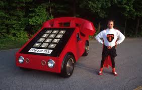 صور اغرب سيارة فى العالم The_phone_car_01