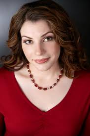 http://t1.gstatic.com/images?q=tbn:PebdzsLXoQaC-M:http://clairdeplume.files.wordpress.com/2009/07/stephenie-meyer.jpg