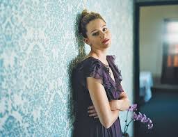 Elizabeth Banks fashion