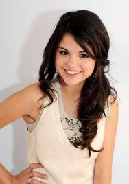 Selena Gomez Bio, Pictures,