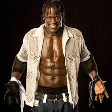 8vo combate de Bragging Rights United States Championship:R-Truth vs Intercontinental Champion:Rey Misterio R-truth