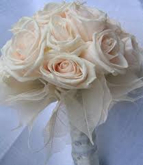 rose wedding bouquet ideas