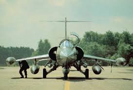 http://t1.gstatic.com/images?q=tbn:VabNmVKLbiCllM:http://www.aircraft-list.com/keywords/F-104_Starfighter/F-104_Starfighter_4.jpg