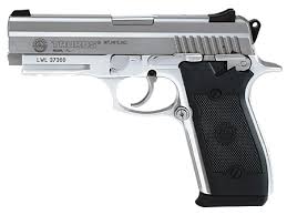 guns revolvers