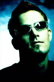 darude