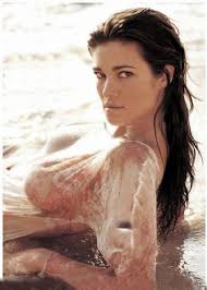 Manuela Arcuri