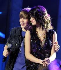 جاستن بيبر  JustinandselenaDickClarksNewYearsRockinEvejustinbieber9695331348399