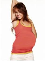 الحقو شوفو مايلي Miley-Cyrus-pregnant-hannah-montana-4195875-613-822