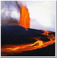http://t1.gstatic.com/images?q=tbn:c2QF-EgXYjBduM:http://www.khoahoc.com.vn/photos/Image/2008/07/16/nuilua.jpg