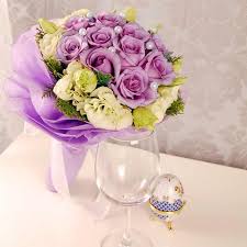 purple wedding flowers