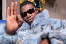 Gucci Mane � Deuces (Remix)