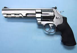 guns revolvers